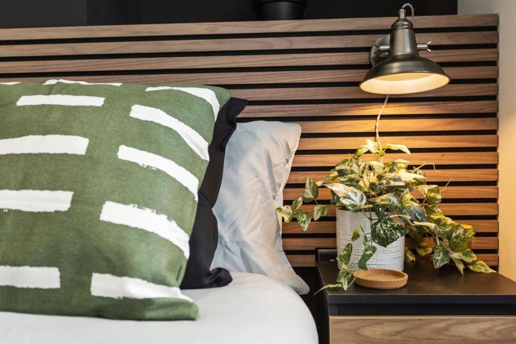 Apartament ✰Onpoint -Modern & Fresh Studio Apt Close To Centre - Convenient!✰ Beeston  Zewnętrze zdjęcie